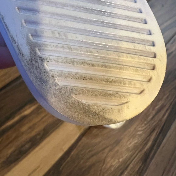 Balenciaga Pool Slides - Picture 12 of 13